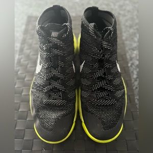 Nike sneakers Size 11